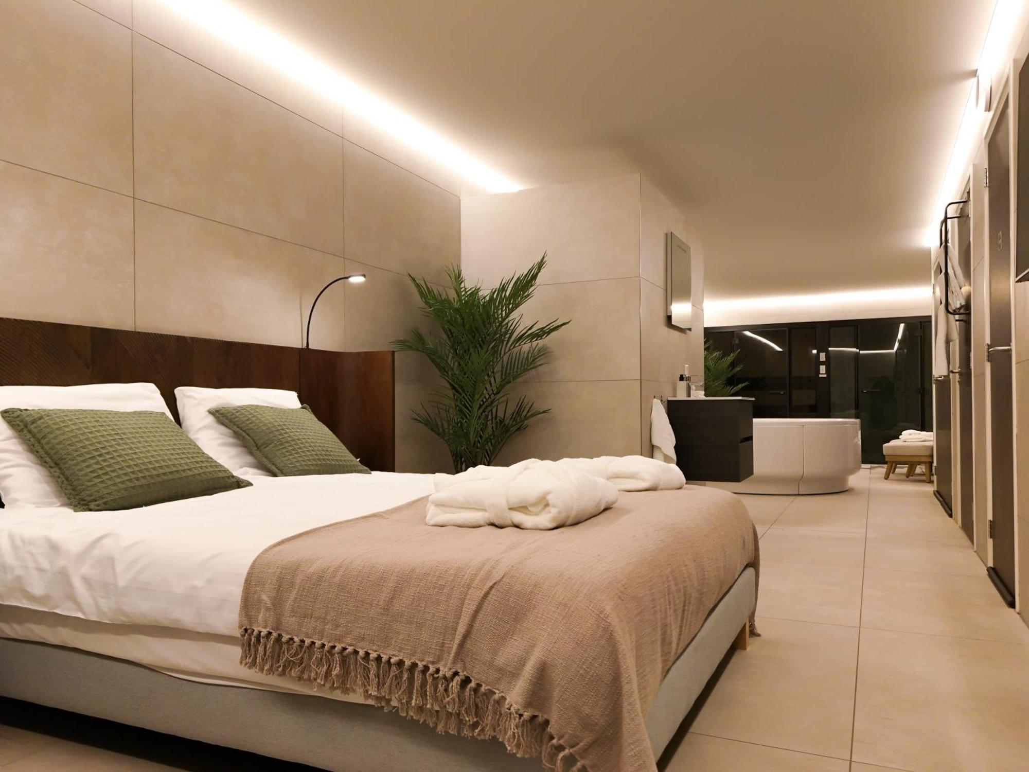 Hike & Bike Hotel Noordwolde  Eksteriør bilde